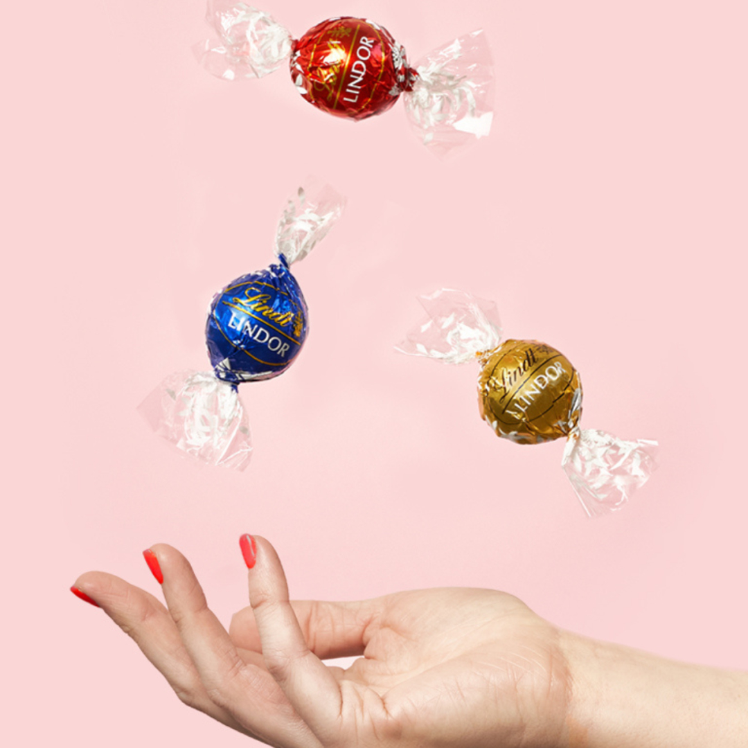 Lindt Chocolate – Save up to $20 on LINDOR Truffles! icon