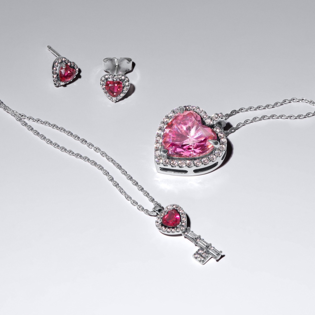 25% off with purchase, with $125 spend! icon